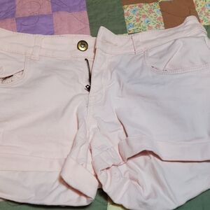 H&M Women's Light Pink Casual Shorts Size 4